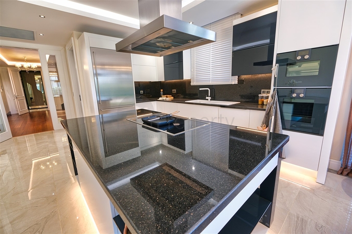 Premium-Villen in der Region Doshemealty - Antalya 