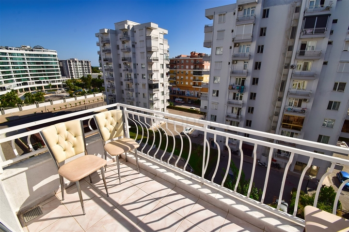 2+1 Wohnung in der Wohngegend von Kemeragsa - Antalya 