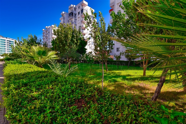 2+1 Wohnung in der Wohngegend von Kemeragsa - Antalya 