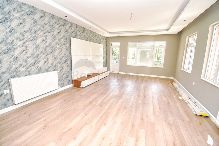 Apartment mit 3+1 Grundriss in der Wohngegend Gyursou - Antalya 