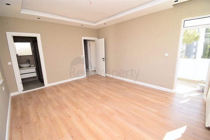 Apartment mit 3+1 Grundriss in der Wohngegend Gyursou - Antalya 