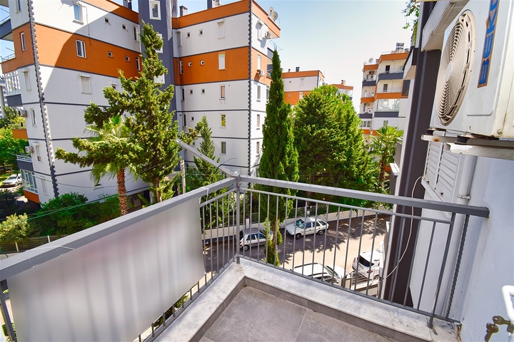 Apartment mit 3+1 Grundriss in der Wohngegend Gyursou - Antalya 