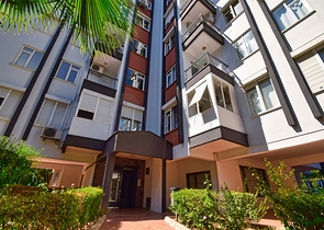 Apartment mit 3+1 Grundriss in der Wohngegend Gyursou - Antalya 