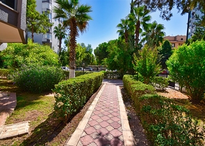 Apartment mit 3+1 Grundriss in der Wohngegend Gyursou - Antalya 