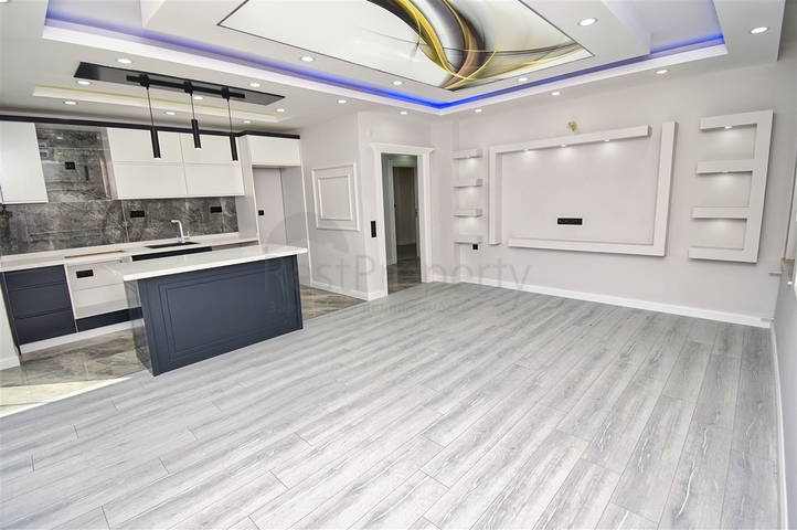 Wohnung mit 3+1 Grundriss im Wohnbezirk Kyzyltoprak - Antalya 