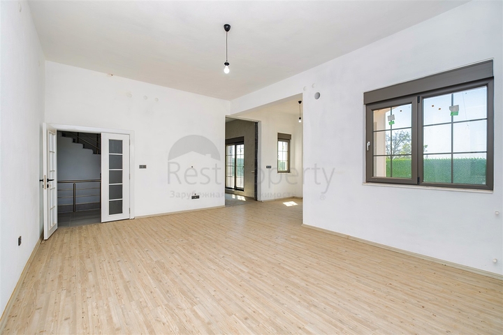 Villa mit 5+1 Grundrissen in der Region Doshemealty - Antalya 