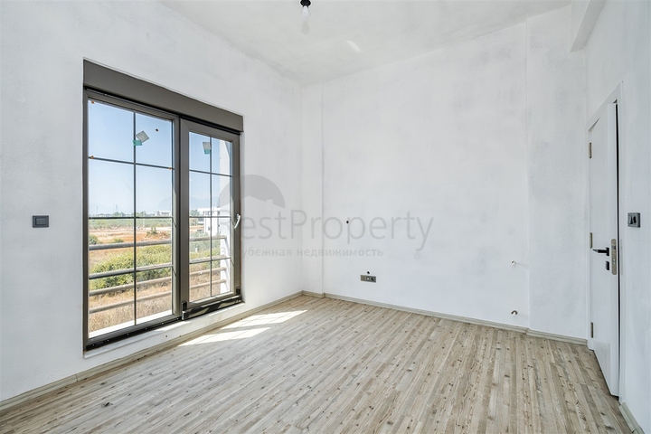 Villa mit 5+1 Grundrissen in der Region Doshemealty - Antalya 