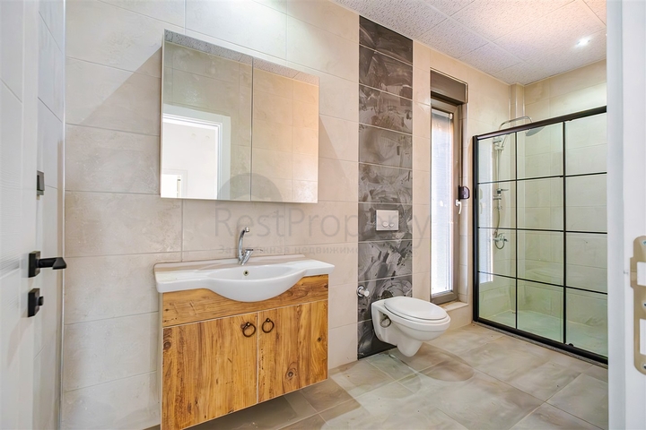 Villa mit 5+1 Grundrissen in der Region Doshemealty - Antalya 