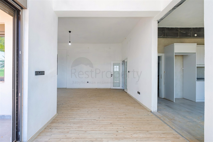 Villa mit 5+1 Grundrissen in der Region Doshemealty - Antalya 