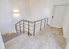 Villa mit 5+1 Grundrissen in der Region Doshemealty - Antalya 