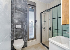 Villa mit 5+1 Grundrissen in der Region Doshemealty - Antalya 