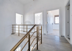 Villa mit 5+1 Grundrissen in der Region Doshemealty - Antalya 