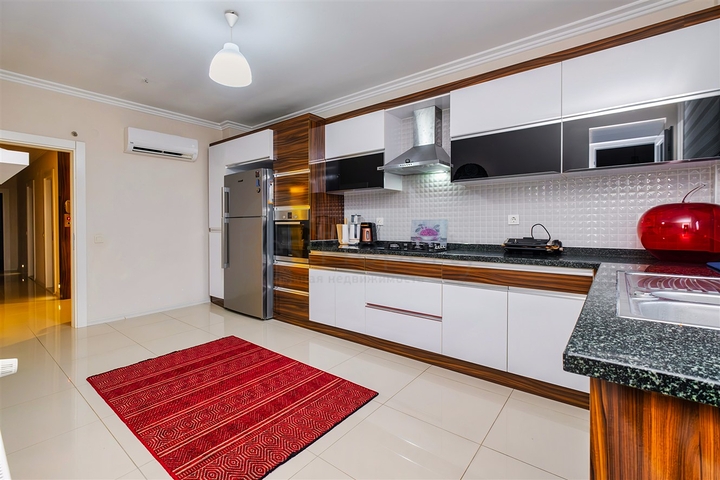 3+1 Wohnung im Zentrum von Antalya 