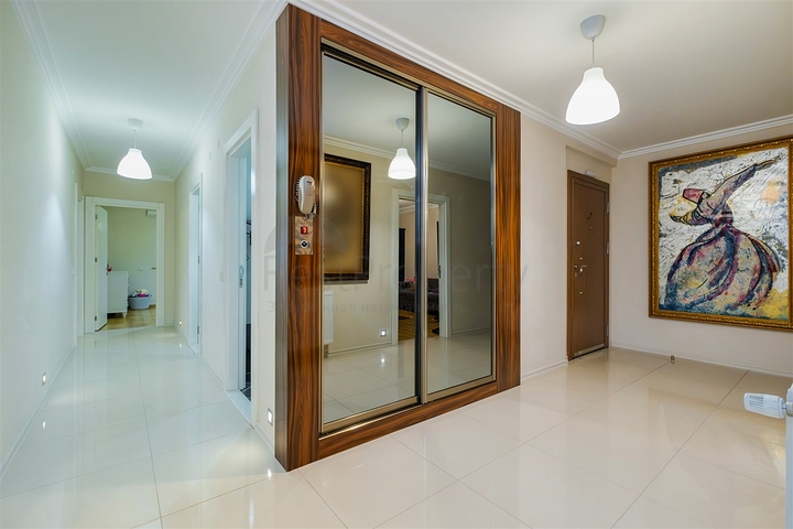 3+1 Wohnung im Zentrum von Antalya 