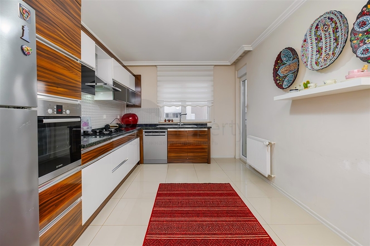 3+1 Wohnung im Zentrum von Antalya 