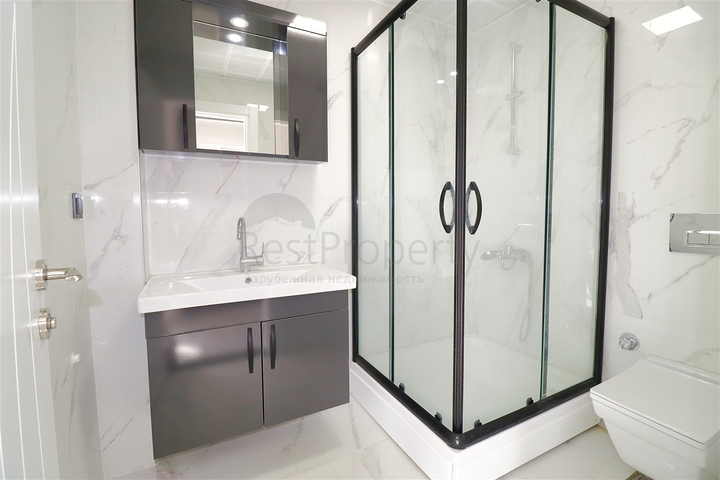 Villa mit 5+1 Grundrissen in der Region Doshemealty - Antalya 