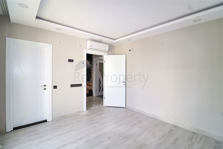 Villa mit 5+1 Grundrissen in der Region Doshemealty - Antalya 