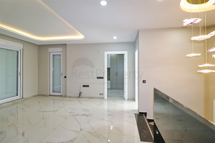 Villa mit 5+1 Grundrissen in der Region Doshemealty - Antalya 