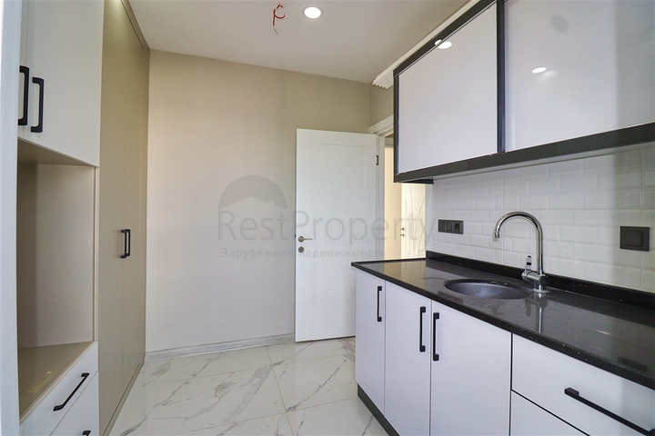 Villa mit 5+1 Grundrissen in der Region Doshemealty - Antalya 