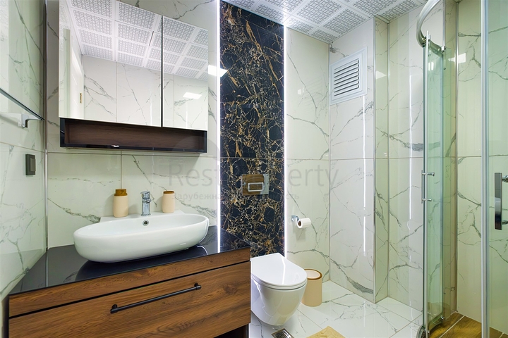 Villa mit 5+1 Grundriss in der Wohngegend Güzeloba - Antalya 