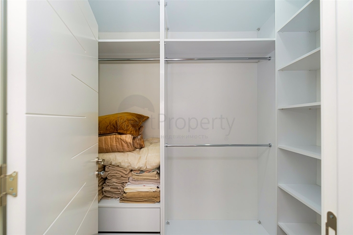 Villa mit 5+1 Grundriss in der Wohngegend Güzeloba - Antalya 