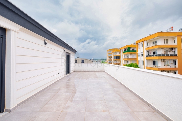 Villa mit 5+1 Grundriss in der Wohngegend Güzeloba - Antalya 