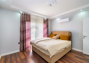 Villa mit 5+1 Grundriss in der Wohngegend Güzeloba - Antalya 