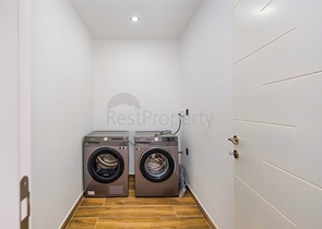 Villa mit 5+1 Grundriss in der Wohngegend Güzeloba - Antalya 