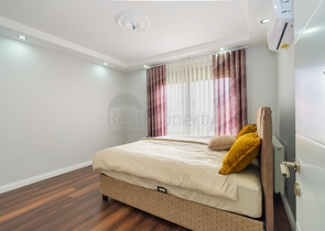 Villa mit 5+1 Grundriss in der Wohngegend Güzeloba - Antalya 