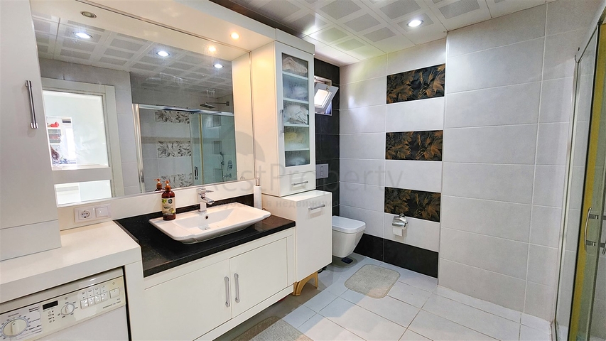 3+1 Wohnung in der Nachbarschaft von Yesilbahçe - Antalya 