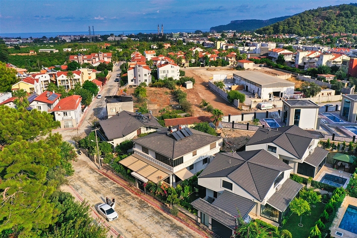 Villa mit 3+2 Grundrissen im Stadtteil Kemer - Antalya 