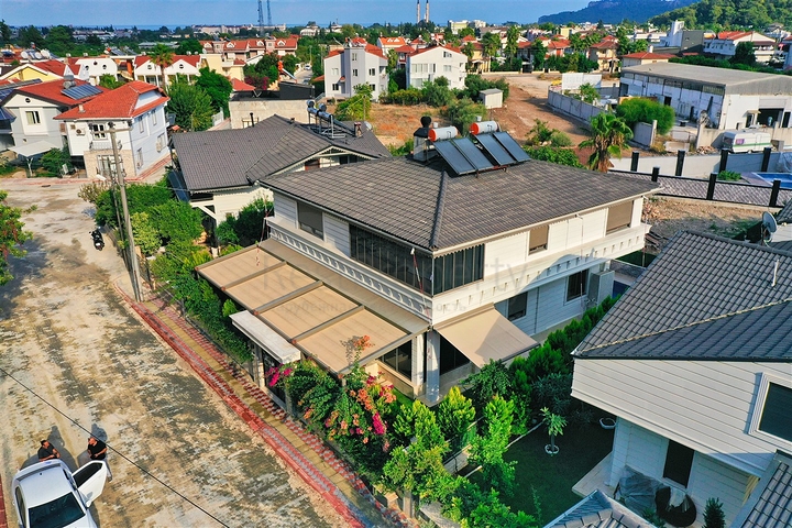Villa mit 3+2 Grundrissen im Stadtteil Kemer - Antalya 
