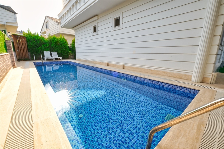 Villa mit 3+2 Grundrissen im Stadtteil Kemer - Antalya 