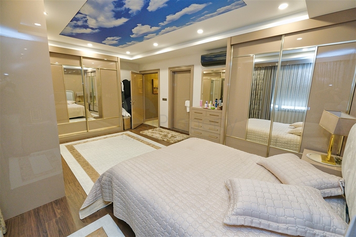 Villa mit 3+2 Grundrissen im Stadtteil Kemer - Antalya 