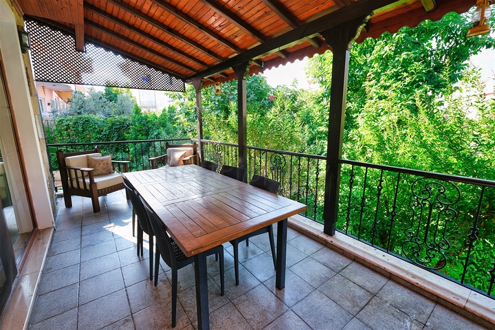 Villa mit 6+1 Grundriss in Kemer - Antalya  Villa mit 6+1 Grundriss in Kemer - Antalya