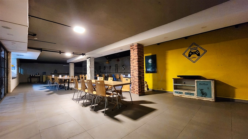 Zum Verkauf steht das Hotel mit 57 Zimmern im Stadtteil Kepez - Antalya 