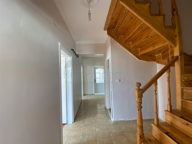 4+1 Duplex-Wohnung in der Nachbarschaft von Mollayusuf - Antalya 