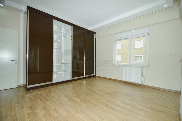 Wohnung mit 4+1 Grundriss im Wohnbezirk Siteler - Antalya 