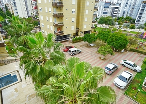 Wohnung mit 4+1 Grundriss im Wohnbezirk Siteler - Antalya 