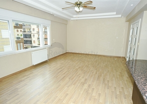 Wohnung mit 4+1 Grundriss im Wohnbezirk Siteler - Antalya 