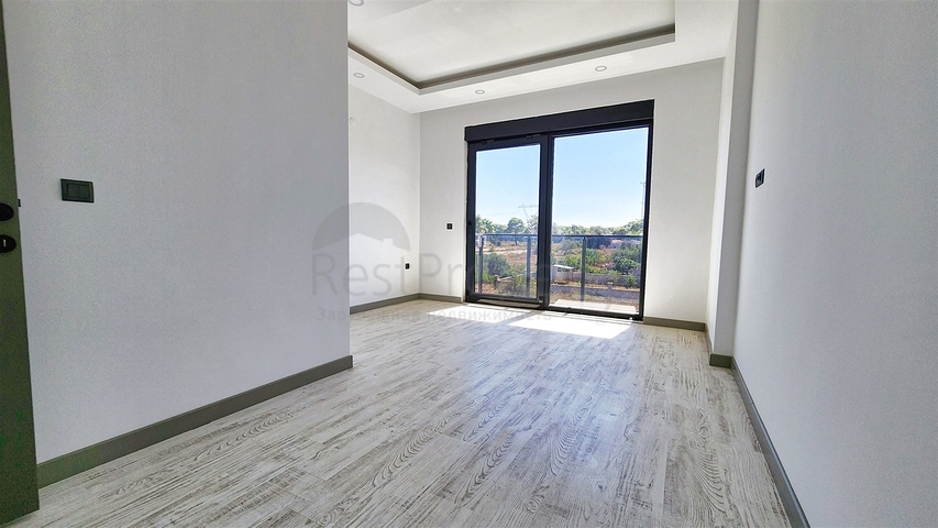 4+1-Villa in der Region Doshemealty - Antalya 