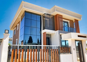 4+1-Villa in der Region Doshemealty - Antalya 