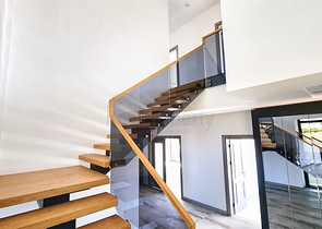 4+1-Villa in der Region Doshemealty - Antalya 