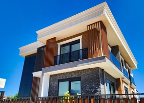 4+1-Villa in der Region Doshemealty - Antalya 