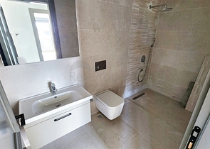 4+1-Villa in der Region Doshemealty - Antalya 