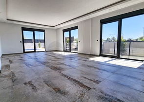 4+1-Villa in der Region Doshemealty - Antalya 