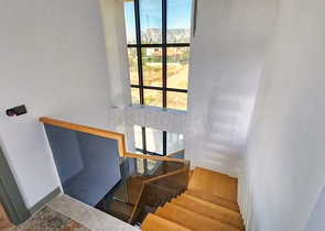 4+1-Villa in der Region Doshemealty - Antalya 