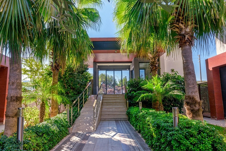 4+1 Duplex-Wohnung in der Wohngegend Zumryut - Antalya 