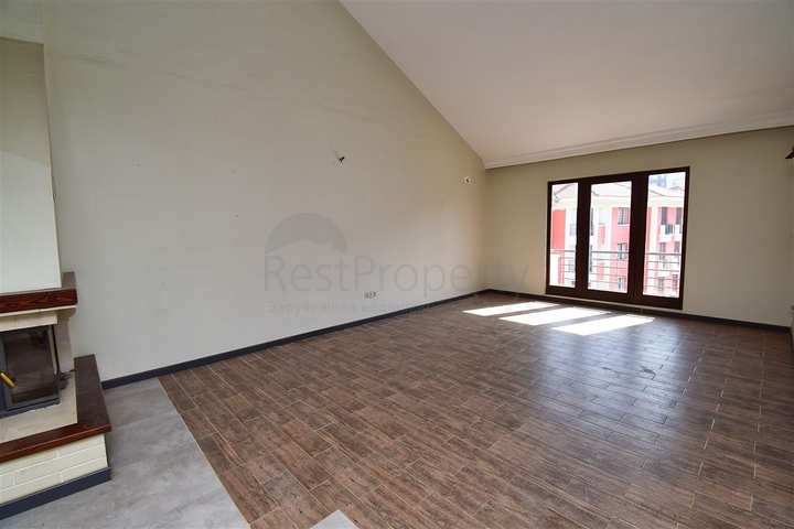 Wohnung mit 4+1 Grundriss in der Wohngegend Uluc - Antalya 