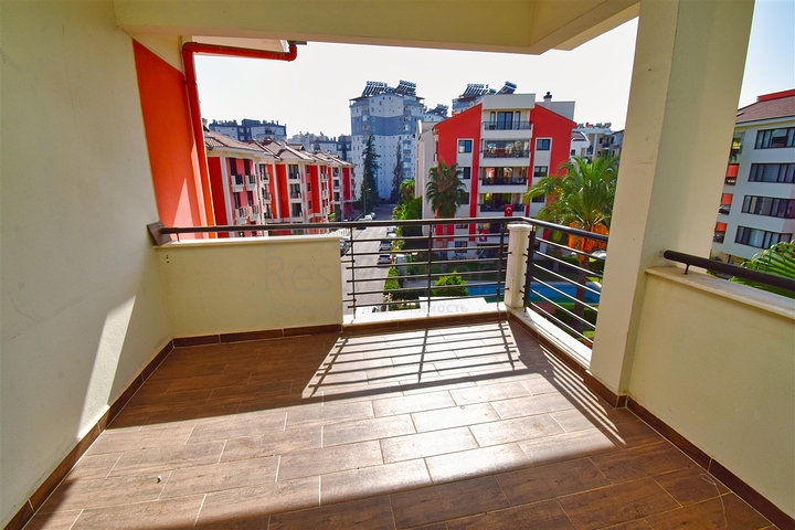 Wohnung mit 4+1 Grundriss in der Wohngegend Uluc - Antalya 